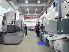 Envases de matriz Jedec SGS de plástico negro para productos electrónicos