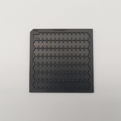 Un buen precio. Bandejas de chips de paquete de gofres de plástico negro ROHS para morir desnudo en línea
