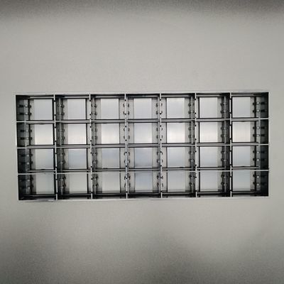Un buen precio. Paquetes negros reciclables Tray Light Weight de los componentes del ESD Smd en línea