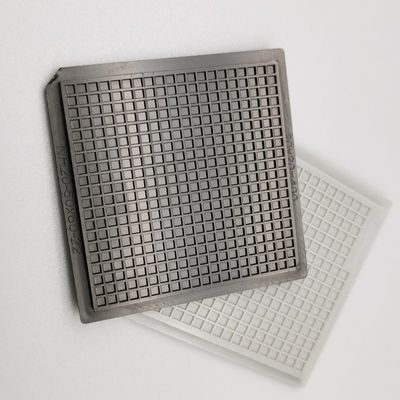 Un buen precio. IC plástico reutilizable Chip Tray 2 pulgadas de respetuoso del medio ambiente en línea